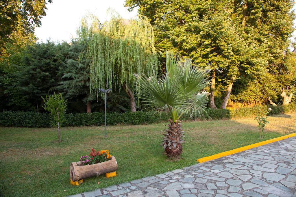Spanias Hotel Kalampáka Luaran gambar